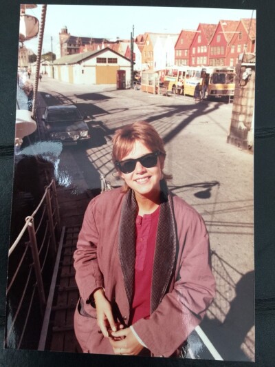 Marianne på Bryggen i Bergen.