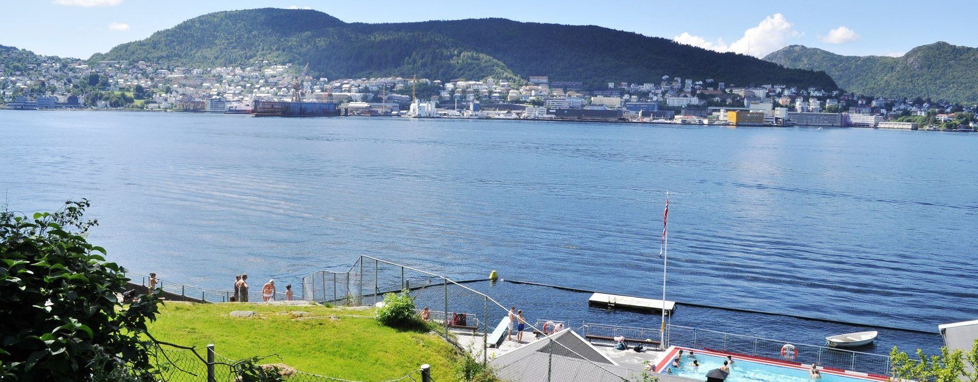 View from Nordnes, with Nordnes sjøbad.