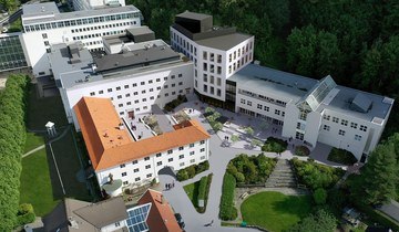 Aerial photo of the Bergen campus of VID at Haraldsplass.